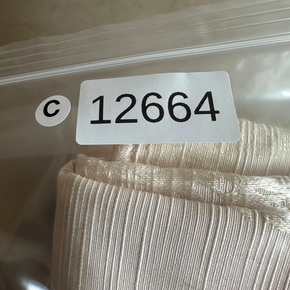 VTG Champagne Gold 84X60 Damask Floral Oval‎ Tablecloth Rose Trellis